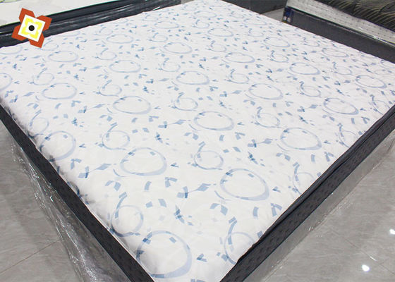 Nhà sản xuất vải dệt may bán buôn Giá rẻ Bán vải in trắng Polyester Vải dệt kim Vải nệm