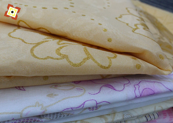 Dệt 100 Polyester Nệm Quilting Vải Warp Dệt kim mạ vàng In hoa văn