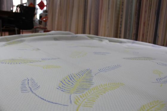 Vải nệm Jacquard Polyester chống rách RoHS với mô hình lá