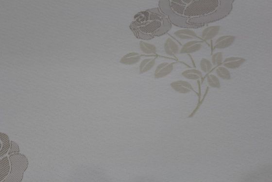 Vải dệt kim Polyester Jacquard chống ẩm 200gsm với hoa văn in hoa hồng