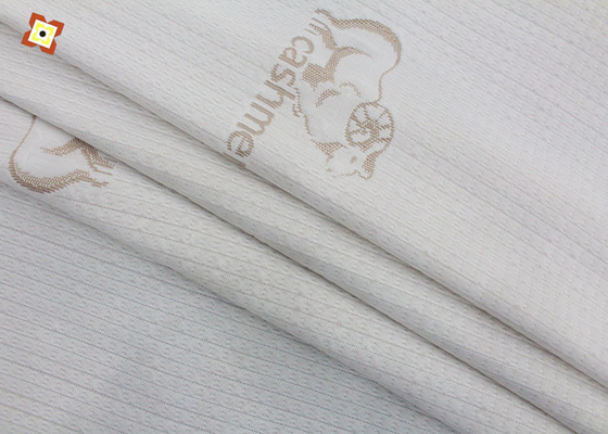 Off White dệt kim Jacquard Nệm Quilting Vải Pongee Loại dệt tại chỗ