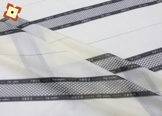 Polyester Pengji bảo vệ nệm vải màu sắc in sợi dọc dệt kim