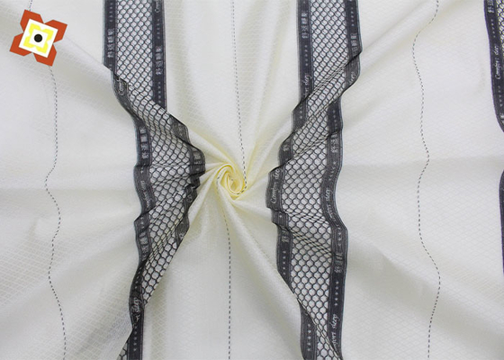 Polyester Pengji bảo vệ nệm vải màu sắc in sợi dọc dệt kim